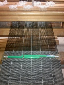 Valmistumassa kalanruotoja kiitoradalle.