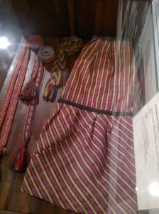 Villahameen ja vöiden kopioita.