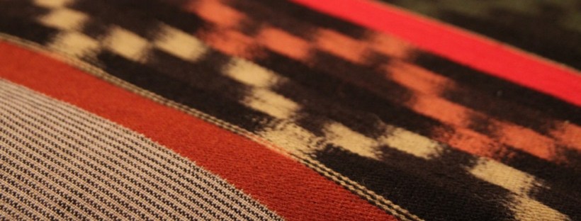 Etelä-Pohjanmaan naisen kansallispuku, käsinkudottu parkkumi, flammu, peräseinäjoen naisen kansallispuku