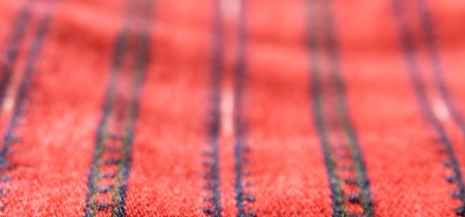 Etelä-Pohjanmaan miehen kansallispuku, käsinkudottu parkkumi, flammu