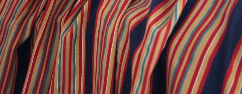 keski-suomen tarkistettu kansallispuku, hamekangas, käsinkudottu