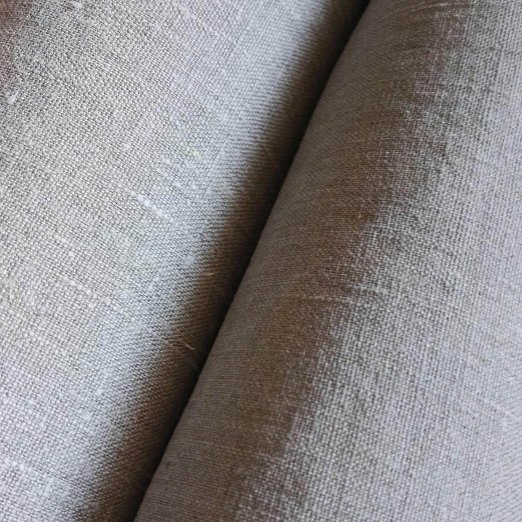 kansallispuku, vuorikangas, vuoripellava, pellavapalttina, pellava