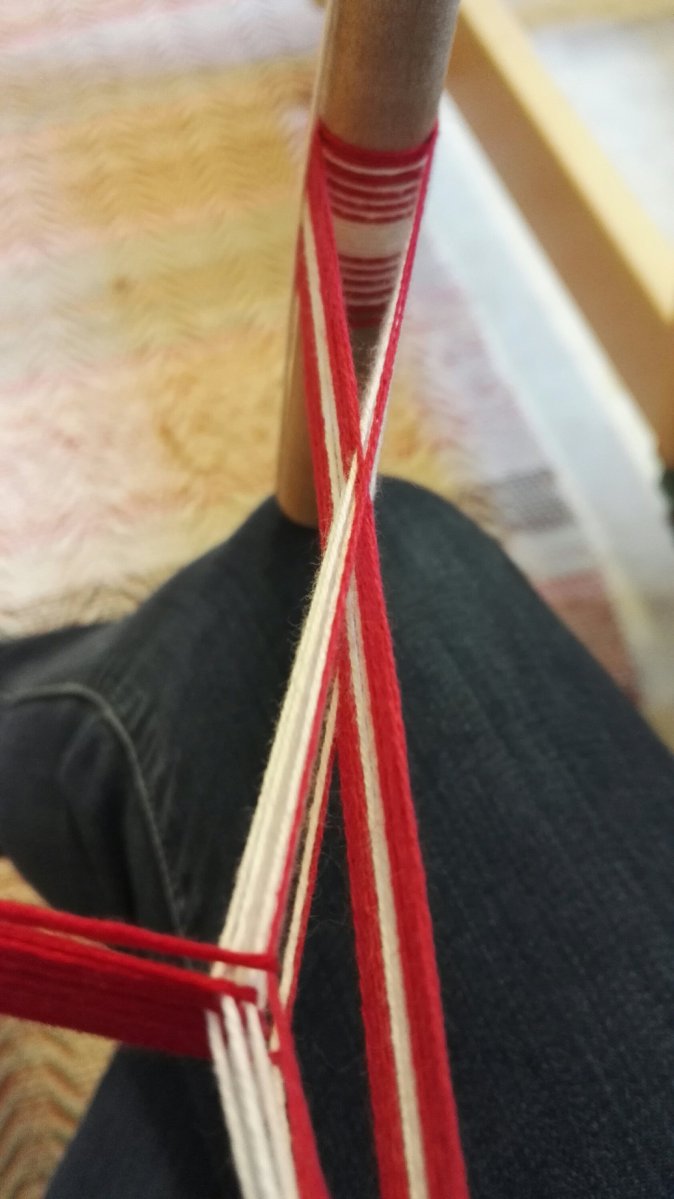 kansallispuku, pirtanauha, kutominen, papelo