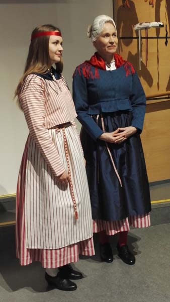 saarijärven tarkistettu kansallispuku