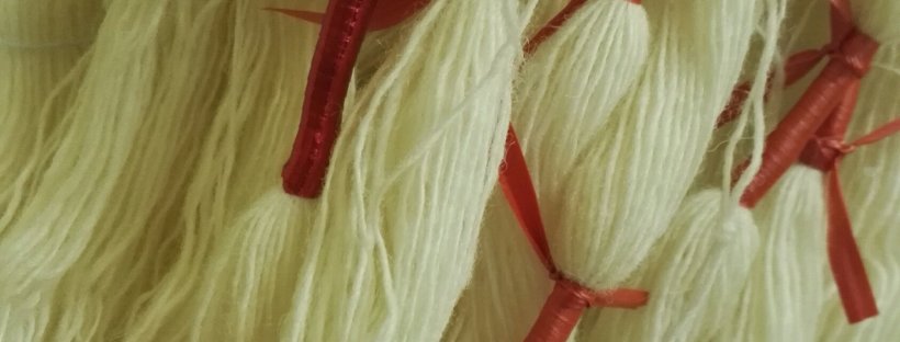 kansallispuku, flammulanka, värjääminen