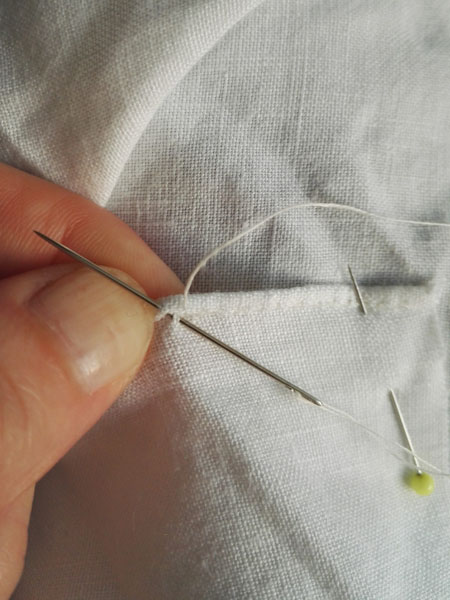 Pielisen-Karjalan kansallispuvun paita