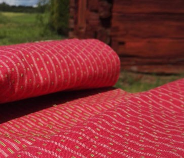 Valmista Uskelan liivikangasta.